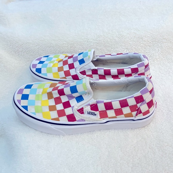 Rainbow Vans Classic Slip on - Picture 2 of 7